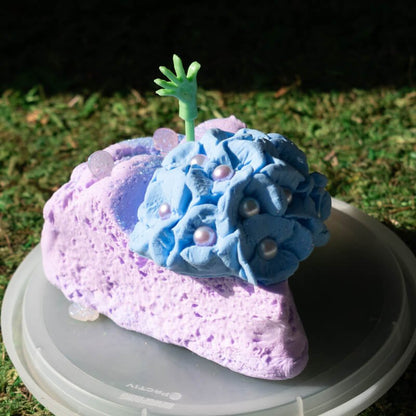 Creepy Cake DIY Slime Kit - Mythical Mushbunny Slimes